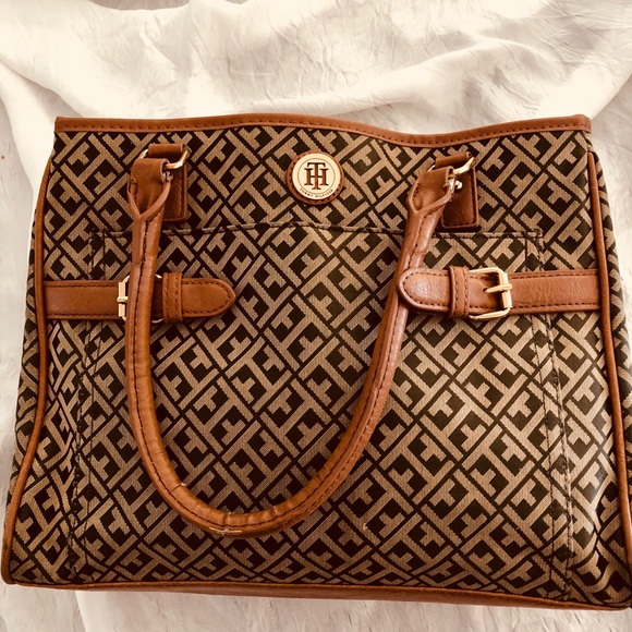 tommy hilfiger brown bag